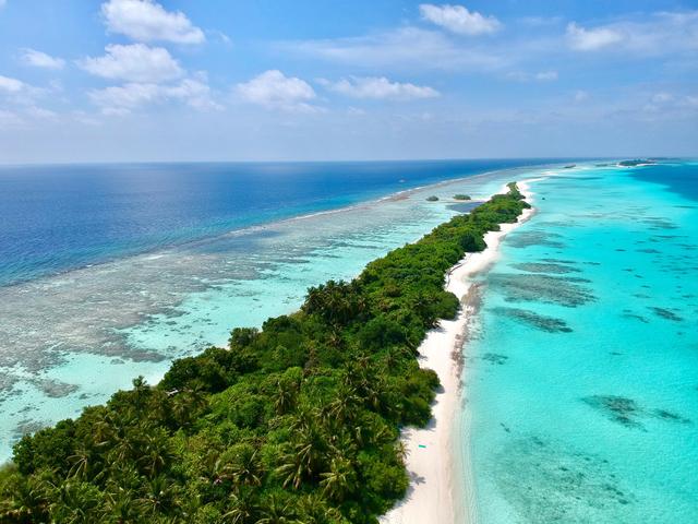 How To Visit Dhigurah Island: Budget Paradise In Maldives